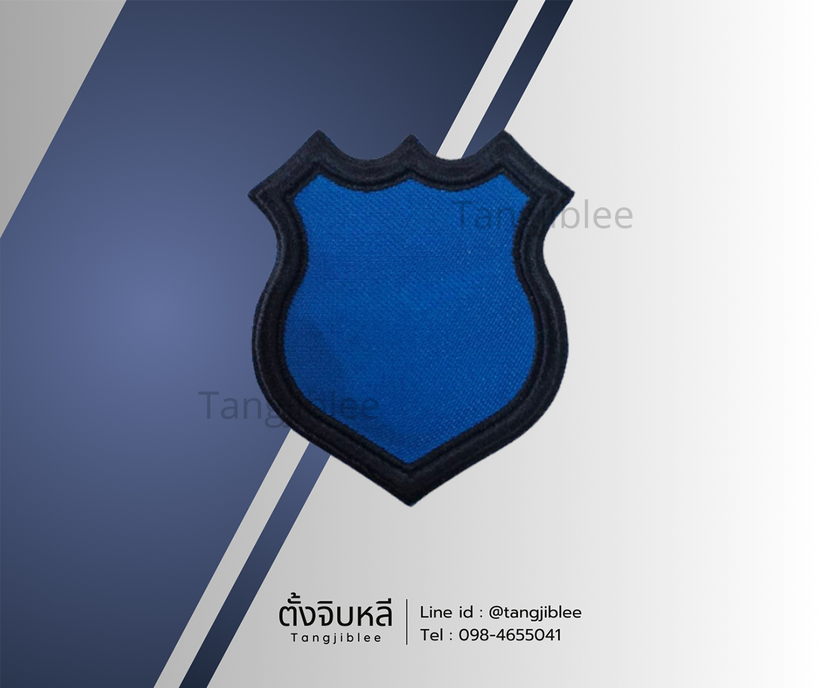 แผ่นรองพร้อมหน้าหมวกน้ำเงินขอบดำ